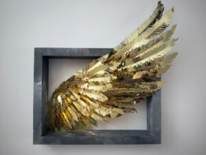 Golden wing